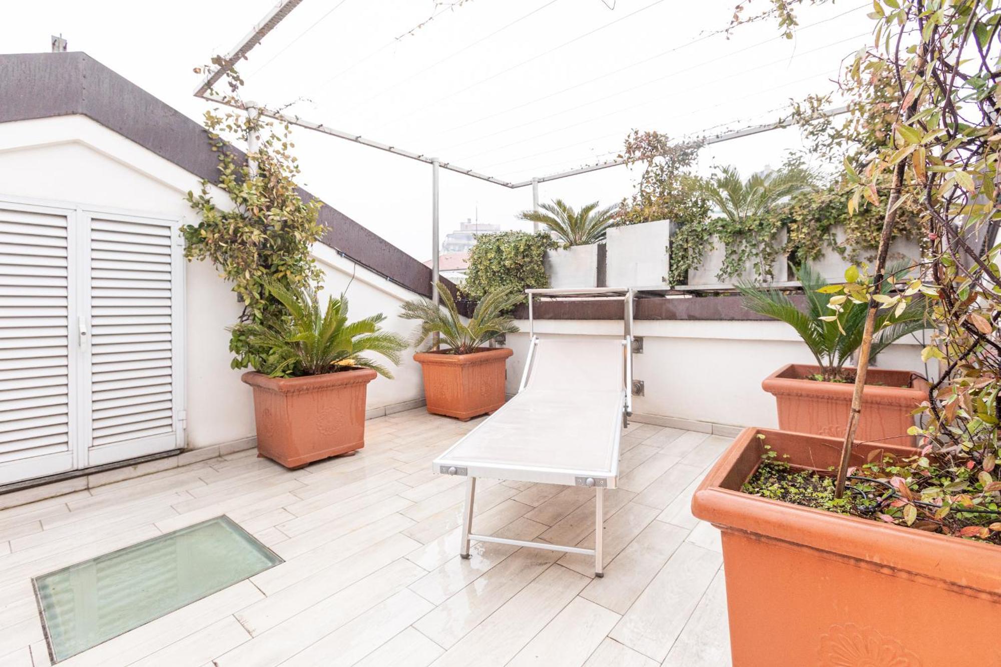 Monte Napoleone Split-Level Terrace Apartment - Top Collection Мілан Екстер'єр фото